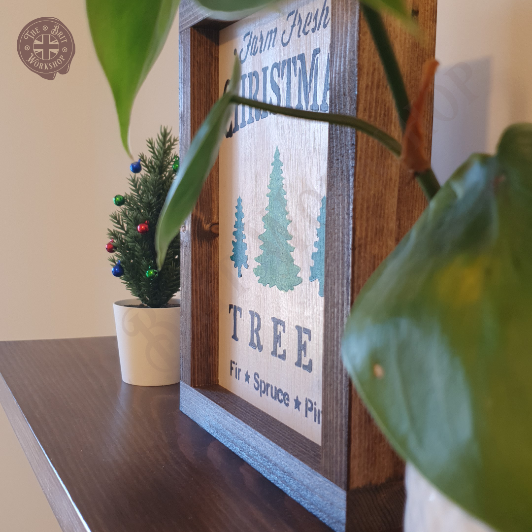 Wooden Christmas tree sign