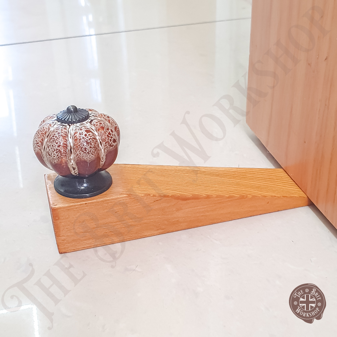 Cappuccino & Pine ceramic pumpkin door stop wedge - The Brit Workshop
